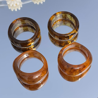 Phong Cách Nhật Bản - Nhẫn, Bông Tai và Mặt Dây Chuyền từ Nhựa Retro, Độc Đáo cho Phụ Kiện Thời Trang
