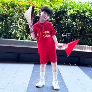 Bộ quần áo VIỆT NAM cho bé 14-52kg tặng kèm Cờ và Khăn dành cho cả bé trai và bé gái. Chất liệu co dán, thấm hút mồ hôi.