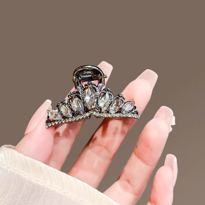 Mauropoli [Sẵn Sàng] Kẹp Tóc Trung Bình Vương Miện Pha Lê Cao Cấp Nữ Niche Cảm Giác Cao Cấp Lấy Kẹp Lưng Đầu Nửa Tóc Cá Mập Kẹp Top Clip