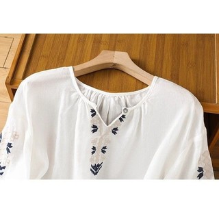 Mùa Hè 2025 Vải Lanh Cotton Thêu Áo Sơ Mi Nữ Cổ Tròn Thoáng Khí Mỏng Đèn Lồng Năm Phần Tư Tay Áo Top
