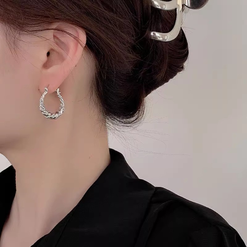 Bông tai bạc cao cấp, phong cách mới thời thượng