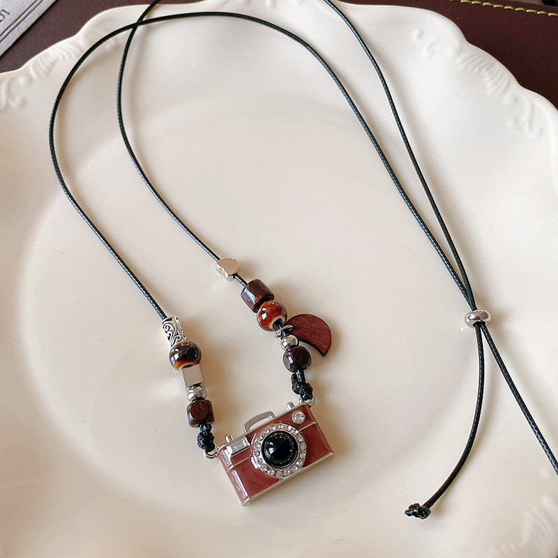 Sáng Tạo Độc Đáo Mặt Trăng camera Kim Cương Vòng Cổ Đơn Giản Cao Cấp Áo Len Dây Chuyền retro Thời Trang Cá Tính Cổ Nữ