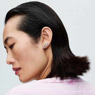 Bông tai hình Mickey và Minnie Mouse từ Disney, thiết kế lấp lánh