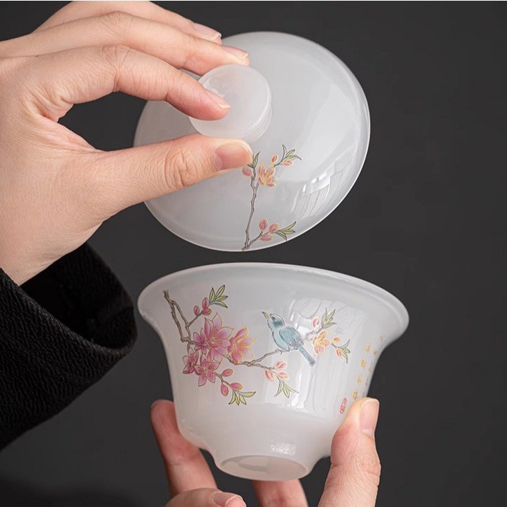 Chén Khải Tiềm Trà Bằng Ngọc Lưu Ly  Họa Tiết Hỷ Thượng My Sảo Cao Cấp Dùng Thưởng Trà