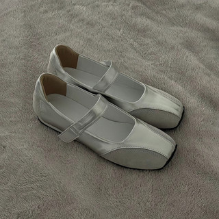 Giày Ballet Pháp Miệng Nông Bạc Mary Jane