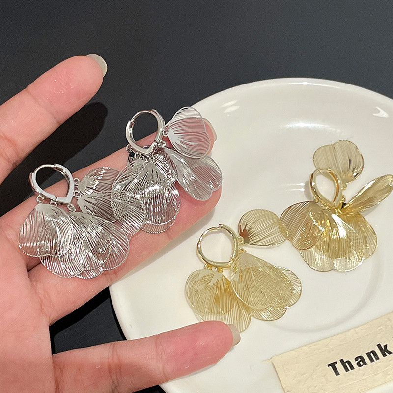 Trang sức phiên bản Hàn Quốc thiết kế cắt cánh bướm tua rua, quà tặng sang trọng cho nữ sinh viên