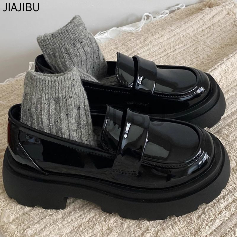 Size 35-43 Giày Đi Học Gót Dày Màu Đen Phong Cách Đại Học Anh Giày Nữ Cỡ Lớn Giày Lười Kéo Mũi Tròn Chống Trượt Y2K Nhật Bản JK Đồng Phục Giày Lolita Korean Fashion Platform Mary Jane Shoes 42 Casual Cosplay Doll Shoes Giày Da Nhỏ Giày Khiêu Vũ