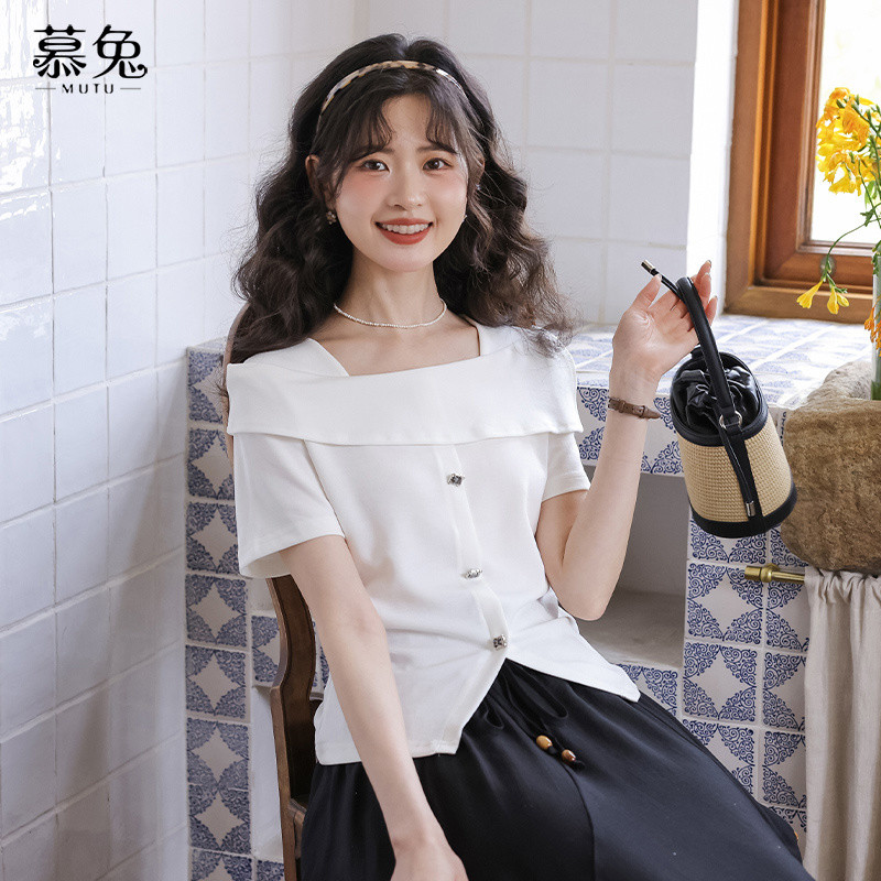 Mutu Phong Cách Pháp Cổ Vuông Ngắn Tay Nữ Mùa Hè 2026 Phong Cách Mới Nhẹ Nhàng Phong Cách Slim-Fit Ngắn Slit Áo Sơ Mi Nhỏ Top