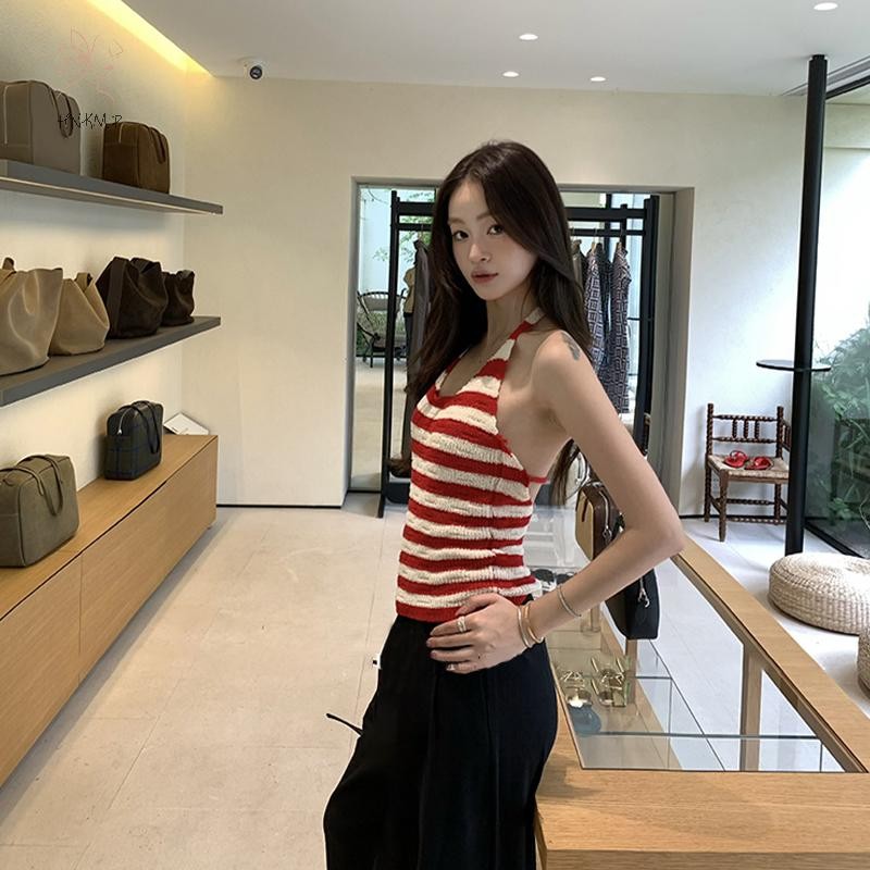 Áo vest nữbodycon không tay với họa tiết sọc và cổ lưng, thiết kế gợi cảm, dệt kim.