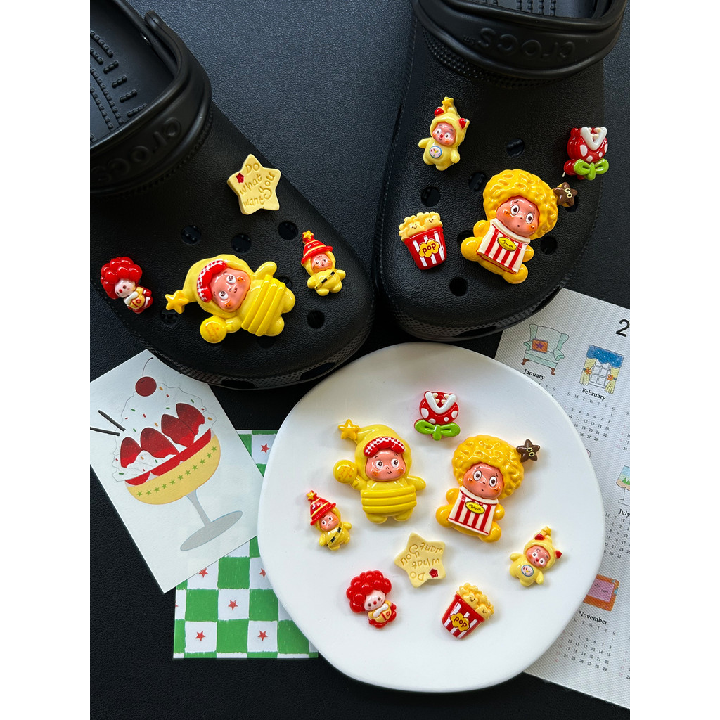 Thích hợp cho Crocs Pop Mart Giày Lỗ Hoa Phụ Kiện Giày Bong Bóng Dễ Thương Giày Ngôi Sao Hoa Giày Cao Cấp Lỗ Hoa Khóa Giày Busch Khóa Giày Zhibixing Khóa Giày Có Thể Tháo Rời Khóa Giày ins Giày Hoa