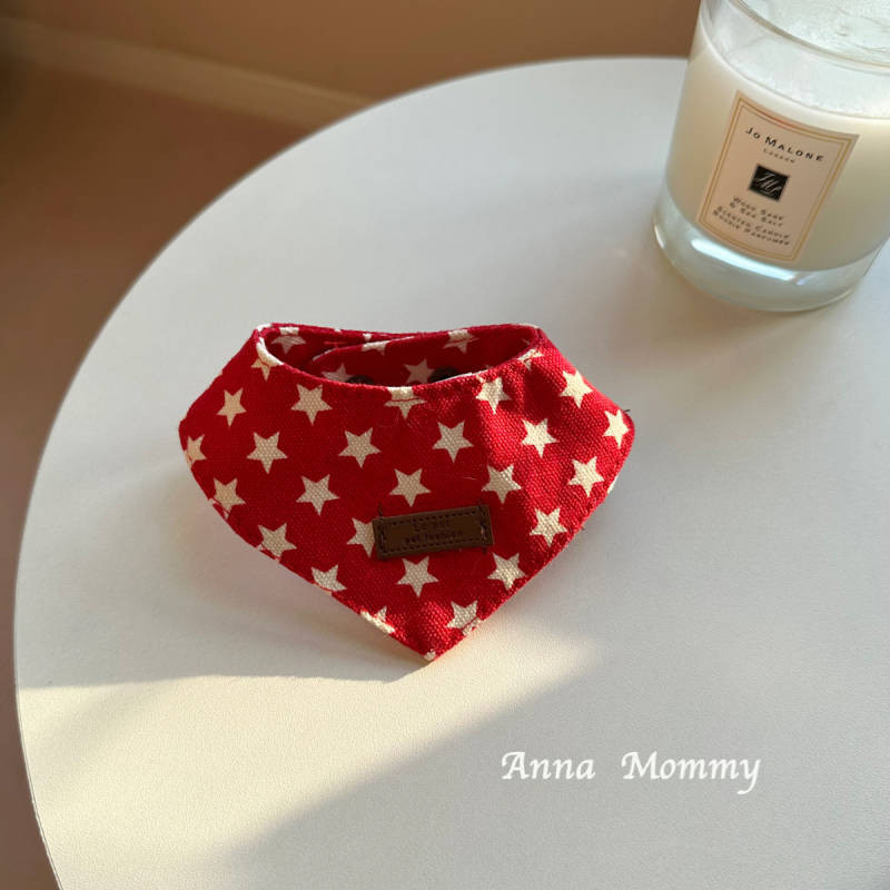 【Ready Stock】 Pet Dog Scarf Teddy Bichon Cute Triangular Binder Saliva Towel Small Dog Scarf Cat Muppet British Shorthair Collar iD75