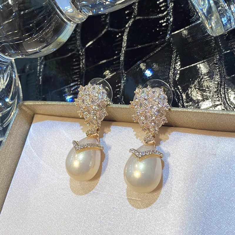Pháp Champagne Ngọc Trai Zircon Bông Tai Nữ Tính Khí Nhẹ Bông Tai Sang Trọng
