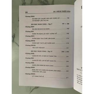 Sách - Bài Học Ngàn vàng - HT Thích Thiện Hoa (bìa mềm)