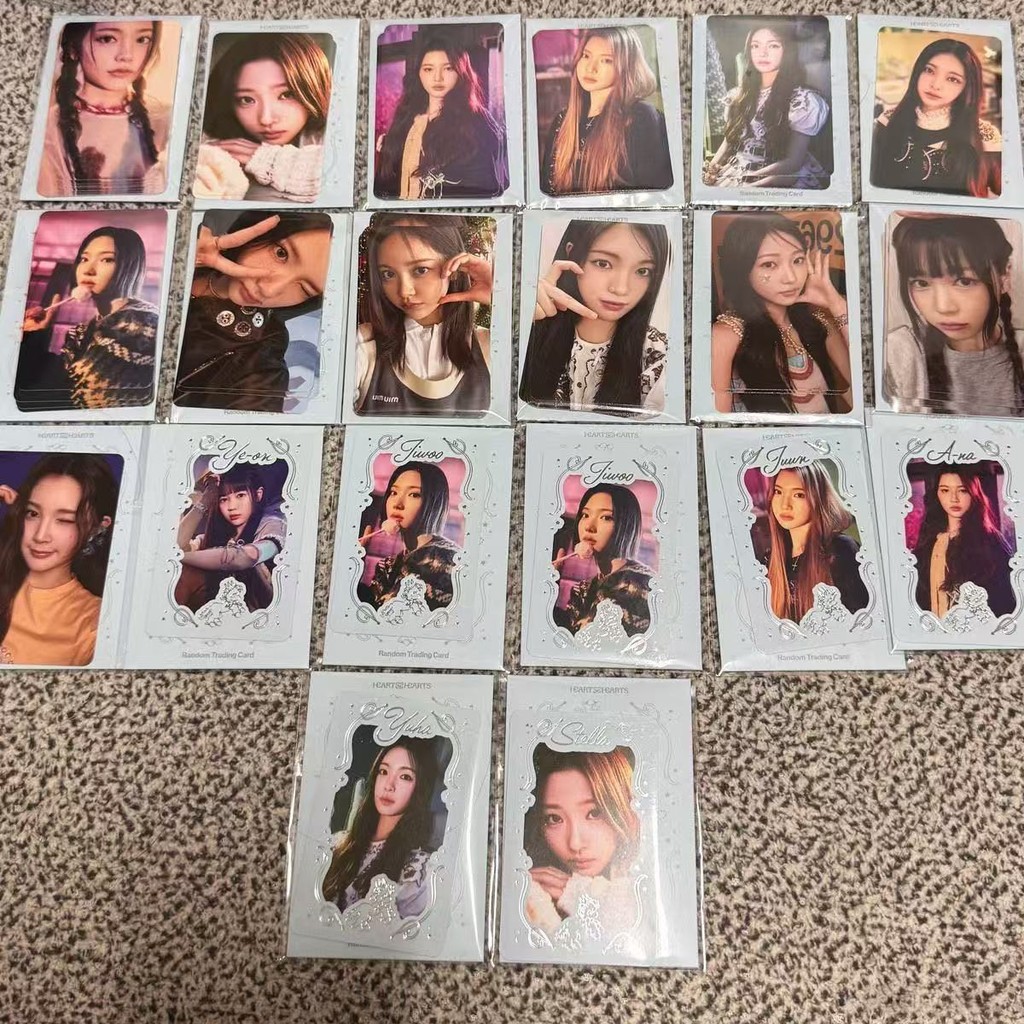 Thẻ giao dịch ngẫu nhiên H2H hearts2hearts Photocard