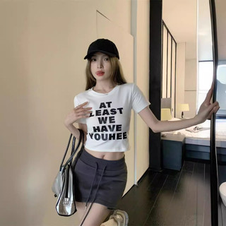 Áo thun Baby tee croptop in chữ ngọt ngào hottie dáng ôm ngắn hở rốn