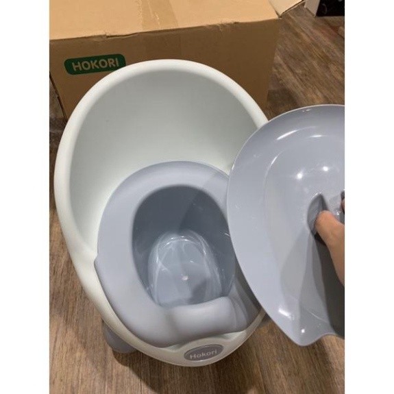Bô cho bé đi vệ sinh hình thú đáng yêu AMIZIN Bô nhựa vệ sinh có nắp cho bé Babee