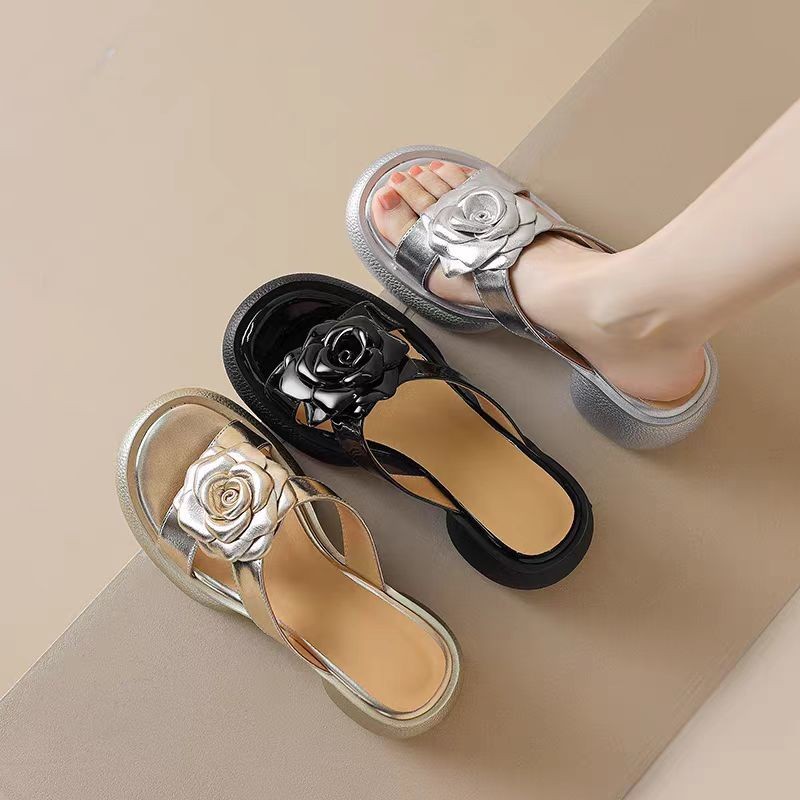 ✨Giày Sandal Phong Cách Trung Quốc Mới Dép Phù Hợp Với Giày Cao Gót Mùa Hè Nhẹ Thoải Mái Dép Đi Hoa 25.7.31