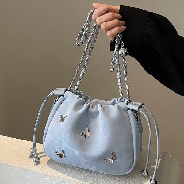 Tiên tiến cảm giác thích hợp kim loại bướm bucket bag