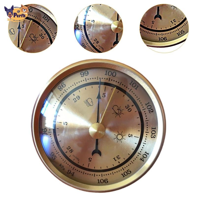 Phong vũ biểu đo thời tiết outdoor, chất liệu kim loại, gold-colored, compact và user-friendly