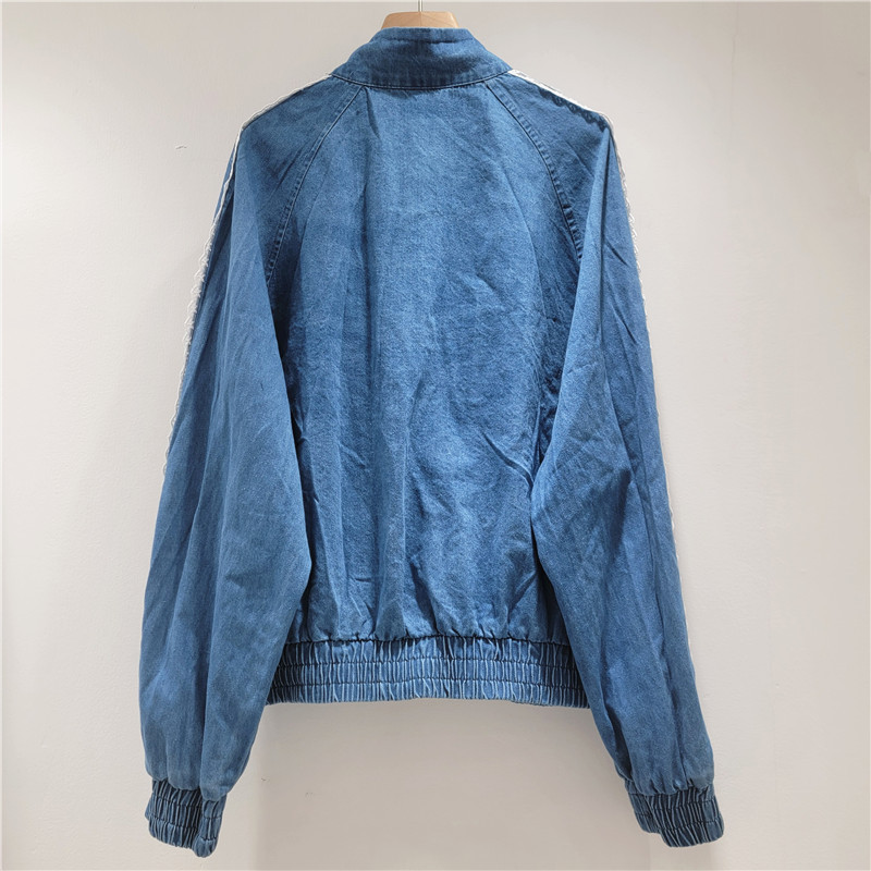 Áo khoác denim nữ cổ đứng, màu sắc tương phản, dây kéo rời, tay dài