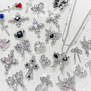 Ngọt Ngào Phong Cách Thoáng Mát Bướm Trái Tim Chữ Thập Punk Hoa Hồng Mặt Dây Chuyền diy Handmade Trang Sức Vòng Cổ Đính Hạt Phụ Kiện