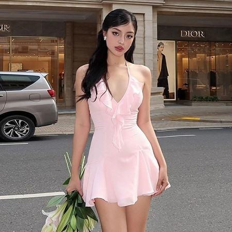 Váy Klalien Mini Cổ Chữ V Treo Cổ Lưng Gỗ Tai Treo INS socialite Phong Cách Gợi Cảm Mùa Hè Người Phụ Nữ Mới