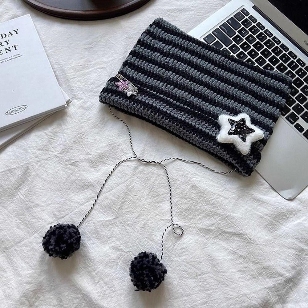 Mũ Beanies Monostyle Y2K với họa tiết sọc ngôi sao đáng yêu, tai nhọn như quỷ mèo, phù hợp thu đông