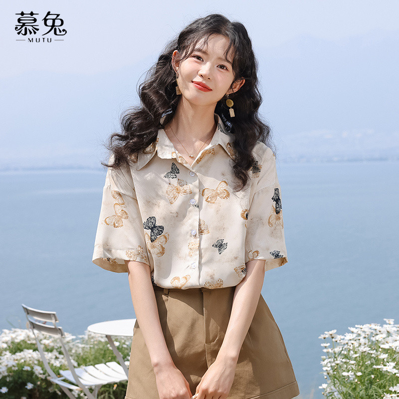 Mutu Retro Bướm In Áo Sơ Mi Tay Ngắn Nữ Mùa Hè 2026 Phong Cách Mới Thiết Kế Niche Loose Casual Top