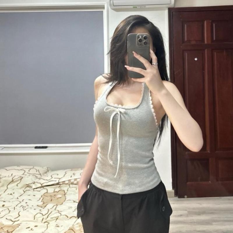 Áo Nữ Cổ Yếm Viền Ren Phối Nơ Dễ Thương A510946
