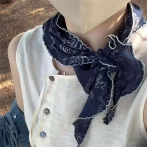 Khăn quàng tam giác hoa điều xanh hải quân