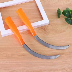 Liềm cắt cỏ gặt lúa, cành cây, lưỡi thép cán dài chuôi bọc nhựa đỏ dài