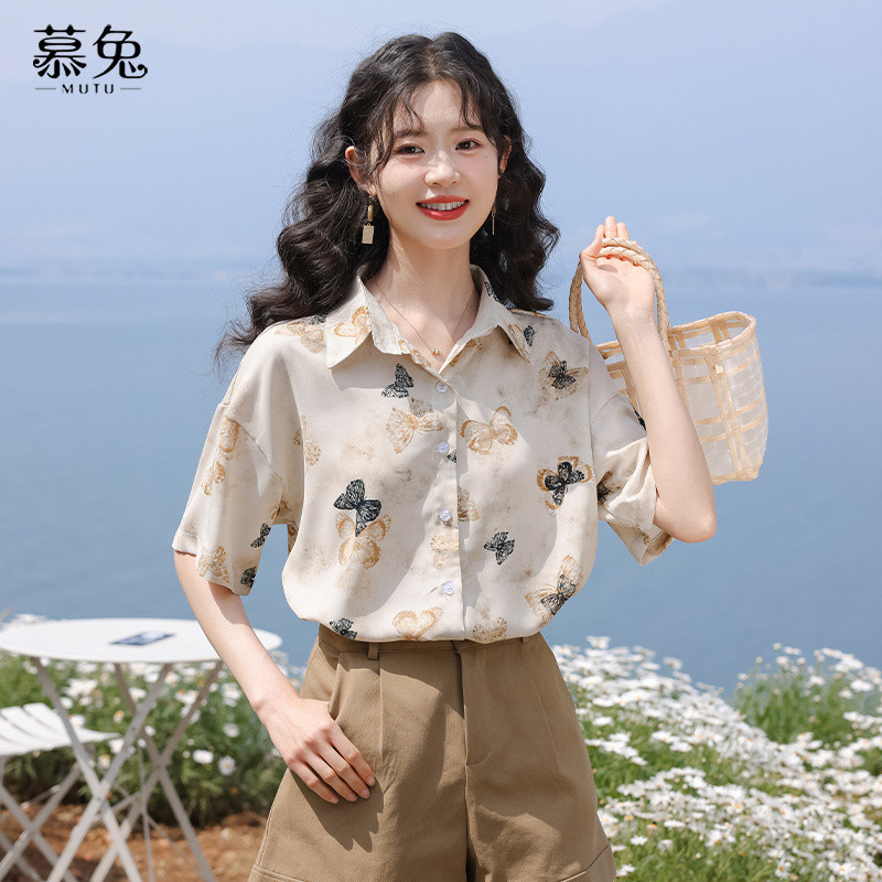 Mutu Retro Bướm In Áo Sơ Mi Tay Ngắn Nữ Mùa Hè 2026 Phong Cách Mới Thiết Kế Niche Loose Casual Top