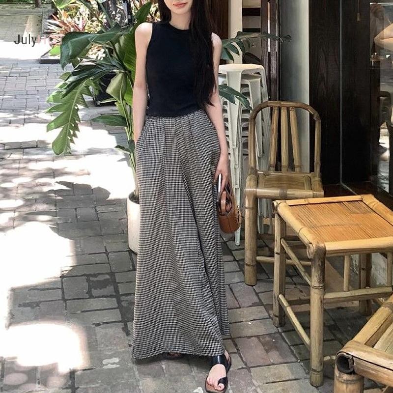 Quần nữ ống rộng kẻ sọc, phong cách thời trang cao cấp cho thường ngày