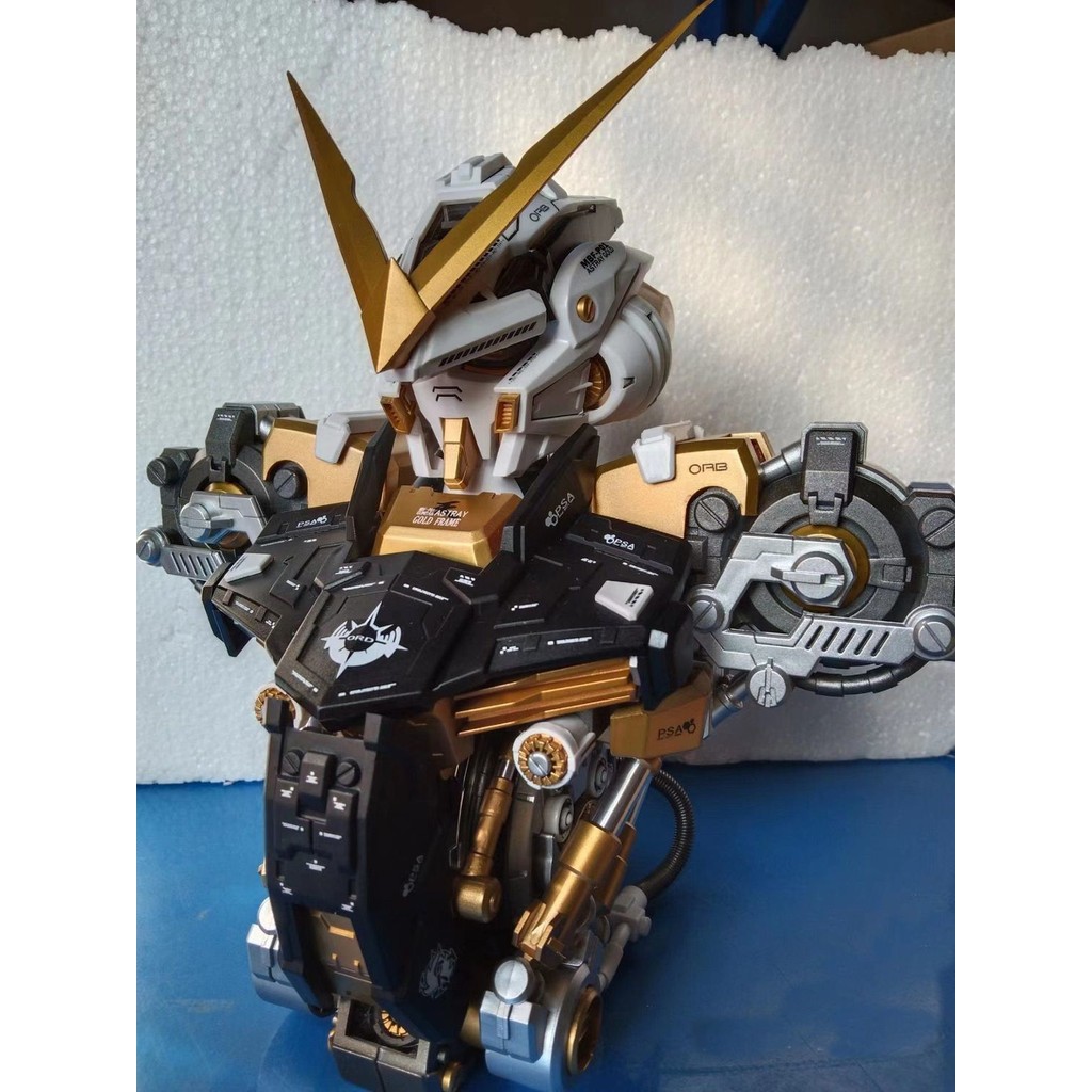 1 / 35 Vàng Dị Giáo Avatar Bust Vàng Dị Giáo Bust Màu Kim Loại Phù Hợp Với Phiên Bản Đặc Biệt Vàng Confused Lắp Ráp Mô Hình