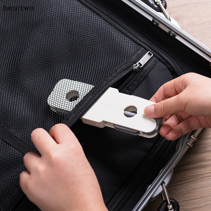 < Beartwo > Móc treo gấp du lịch Móc treo di động Giá phơi ngoài trời chống trượt Dễ dàng lưu trữ Tiết kiệm không gian Sắp xếp lưu trữ đẹp