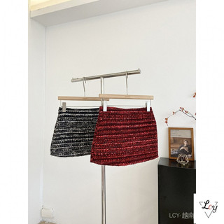 Váy ngắn chữ A phong cách Hàn Quốc dành cho nữ, váy dệt kim màu đỏ thanh lịch kiểu Pháp mới mùa đông 2026, tôn dáng và thời trang, bán chạy cho mùa thu đông.