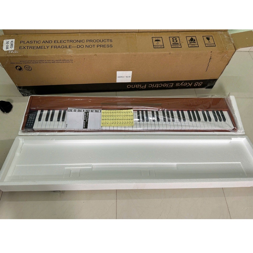 Đàn Piano Điện VICTOR VT02 - 88 Phím - Full Phụ Kiện, Đàn Xịn Bảo Hành Lâu Và Tặng Miếng Dán Hướng Dẫn Tự Học Piano.
