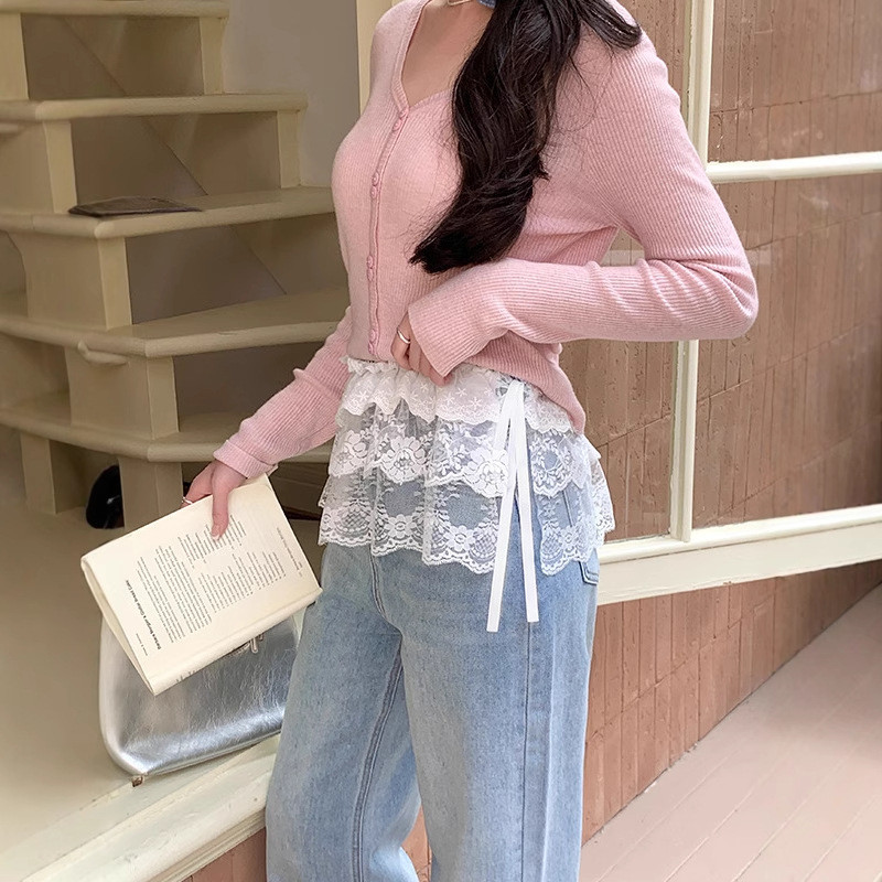 Váy Mini buộc dây và bông tai thêu hoa, phù hợp dạo phố