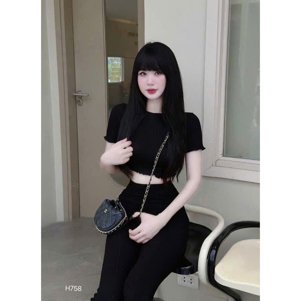 sét bộ đồ quần ống loe + mix áo thun tăm croptop trơn đen ngắn