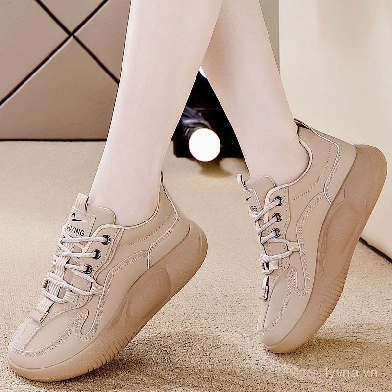 Giải phóng mặt bằng Kích thước bị hỏng Giày trắng Phong cách mới Xuân Thu Đế dày Tăng chiều cao Giày đế dày Thoải mái Chống trượt Chống mài mòn Giày đế mềm nhẹ