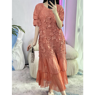 Miyake Xếp Ly Cao Cấp Công Nghiệp Nặng Thêu Nổi Đầm Cổ Tròn Rời Kích Thước Lớn Giữa Chiều Dài S