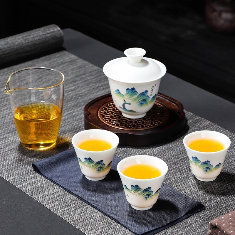 Bộ ấm chén khải sứ pha trà kèm vali da sang trọng