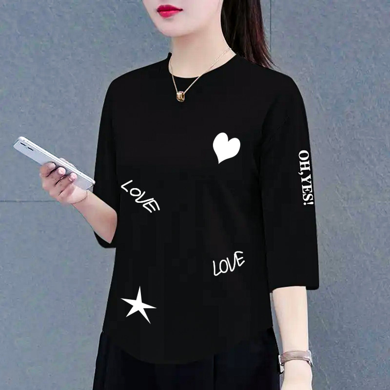 Áo thun dáng rộng xu hướng Xuân Hè 2025, style Hàn Quốc