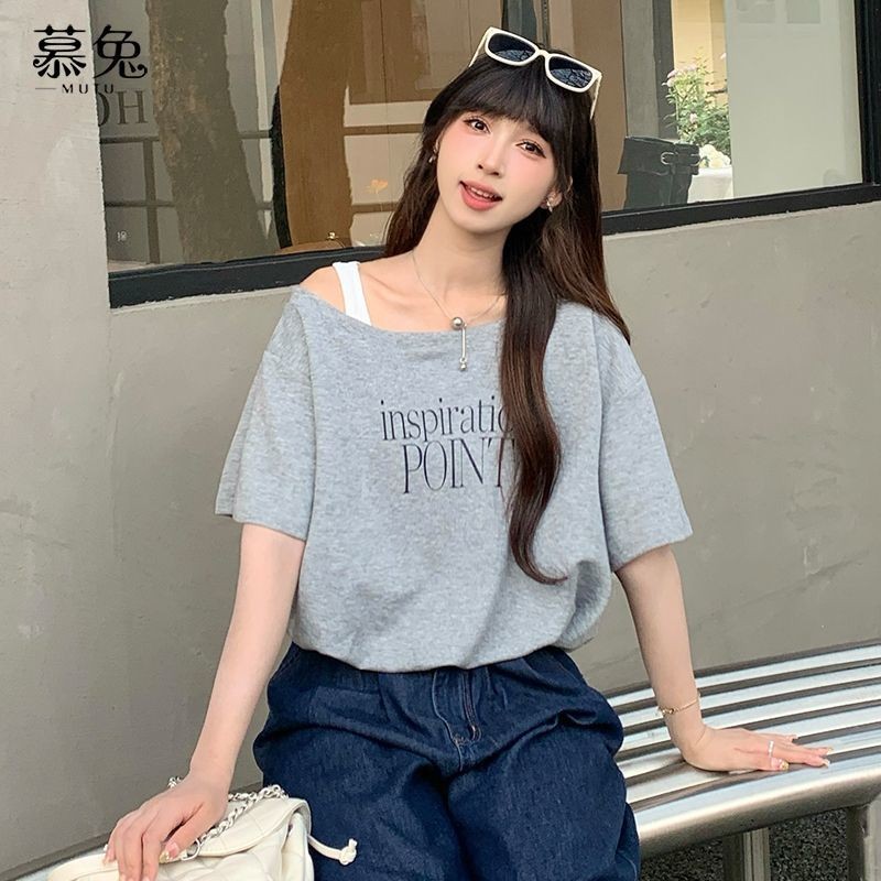 Mutu Áo Thun Nữ Màu Trắng Cổ Chữ V Thiết Kế Hiện Đại Phù Hợp Mặc Hàng Ngày Mùa Hè 2026