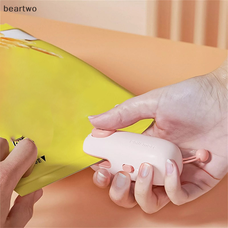 < Beartwo > Máy niêm phong nhỏ Máy niêm phong túi 2 trong 1 cầm tay Túi ăn nhẹ Máy niêm phong nhiệt Máy niêm phong túi thực phẩm cầm tay Dụng cụ nhà bếp Đẹp