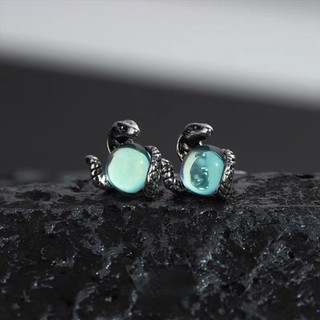 Bông tai bạc mắt Medusa S925 với đá topaz nhỏ, phong cách đơn giản và thời thượng