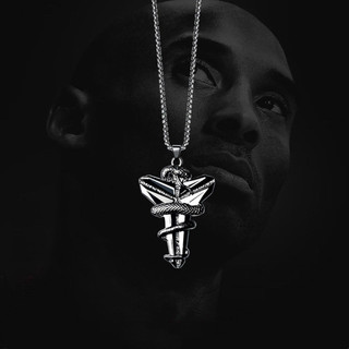 Vòng cổ kỷ niệm NBA Star Kobe Bryant với logo Mamba và thiết kế hip hop thời thượng