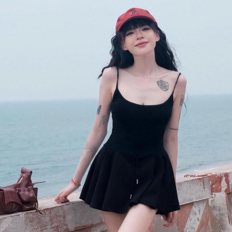 Đầm 2 Dây Ngắn Dáng Xòe Phối Eo Rút Dây D1326