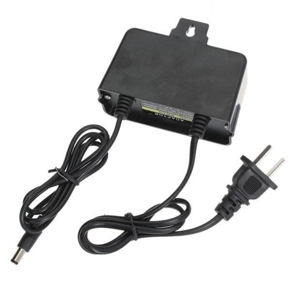 Nguồn Camera 12V-2A 2 Điện áp đầu vào AC 220V / 50HZ - IC giải nhiệt, giúp cho nguồn luôn ổn định, mạch bảo vệ an toàn