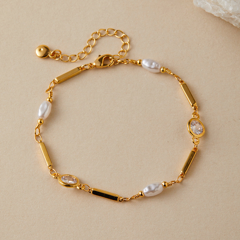 Vòng tay ngọc trai mạ vàng, zircon - Trang sức nữ tinh tế và thanh lịch
